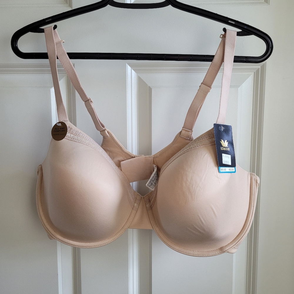 BMWT Wacoal bra size 40DDD